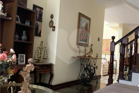 Casa à venda com 4 quartos, sendo 2 suítes,  em Mogi Moderno, Mogi das Cruzes, SP