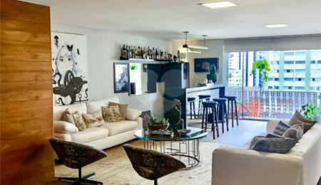 Apartamento à venda com 4 quartos, sendo 2 suítes,  em Vila Uberabinha, São Paulo, SP