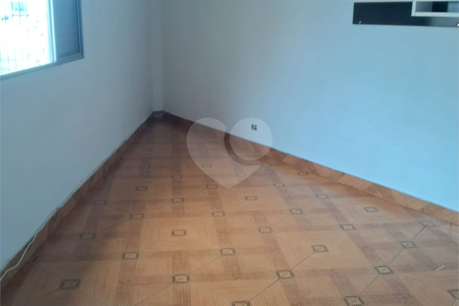 Casa à venda com 2 quartos em Horto, São Paulo, SP