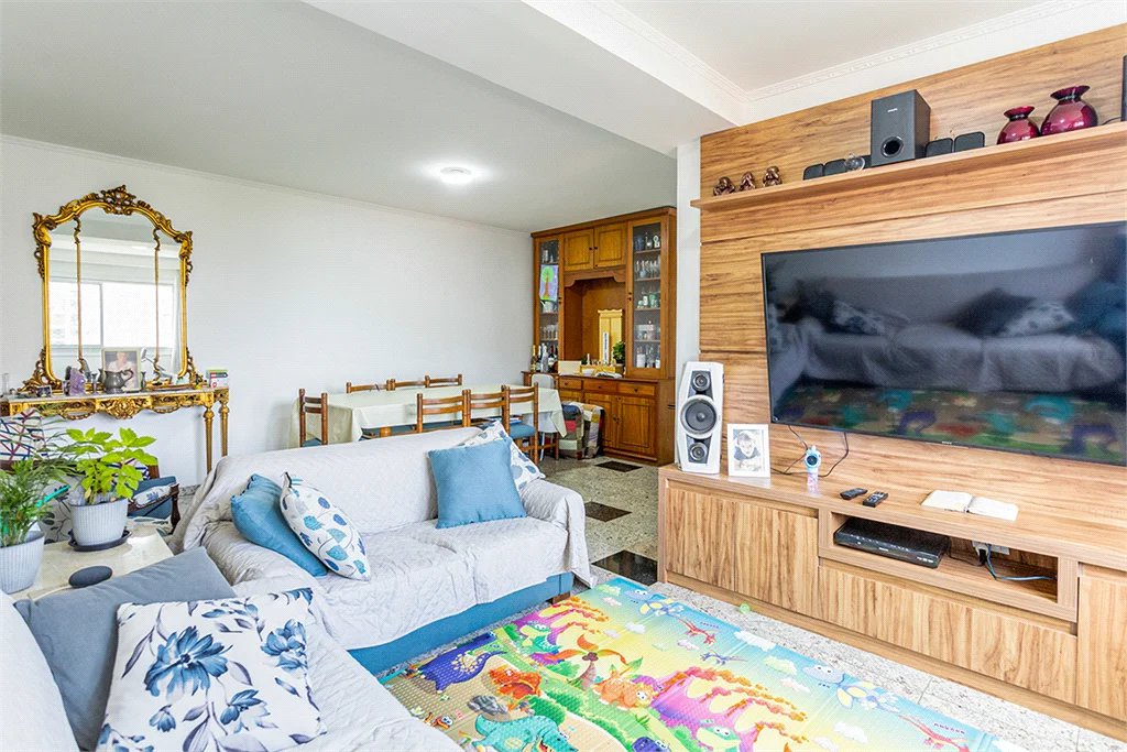 Apartamento à venda com 3 quartos, sendo 1 suíte, em Vila Ida, São Paulo, SP