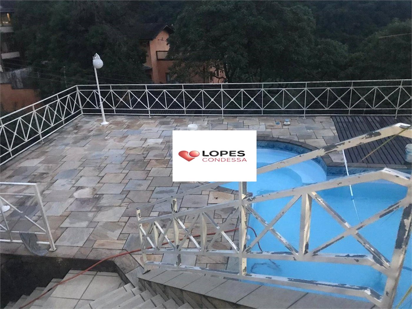 Casa à venda com 3 suítes no condomínio Alpes da Cantareira, Mairiporã - SP