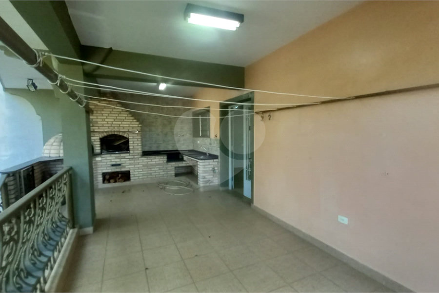 Sobrado à venda com 4 quartos, sendo 2 suítes, em Tremembé, São Paulo, SP