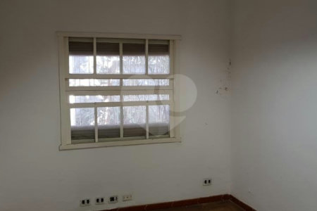 Casa à venda com 4 quartos em Vila Clementino, São Paulo, SP