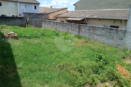 Terreno à venda em Jardim das Palmeiras, Atibaia, SP