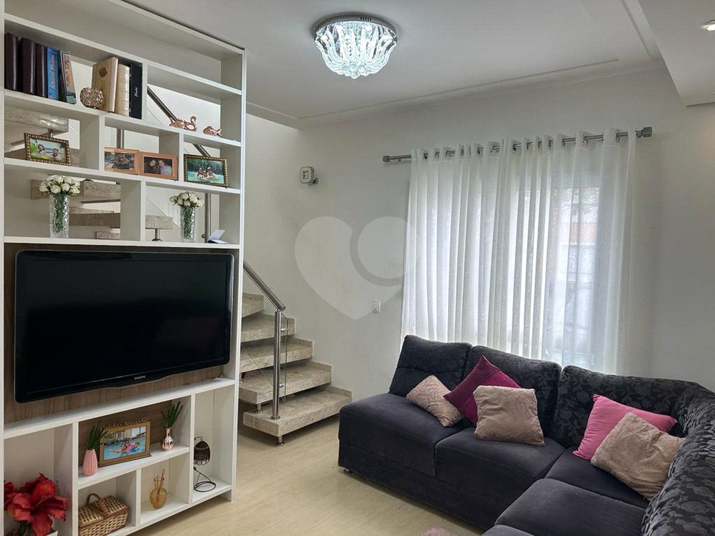 Sobrado à venda com 2 quartos em Jardim Carlos Cooper, Suzano, SP
