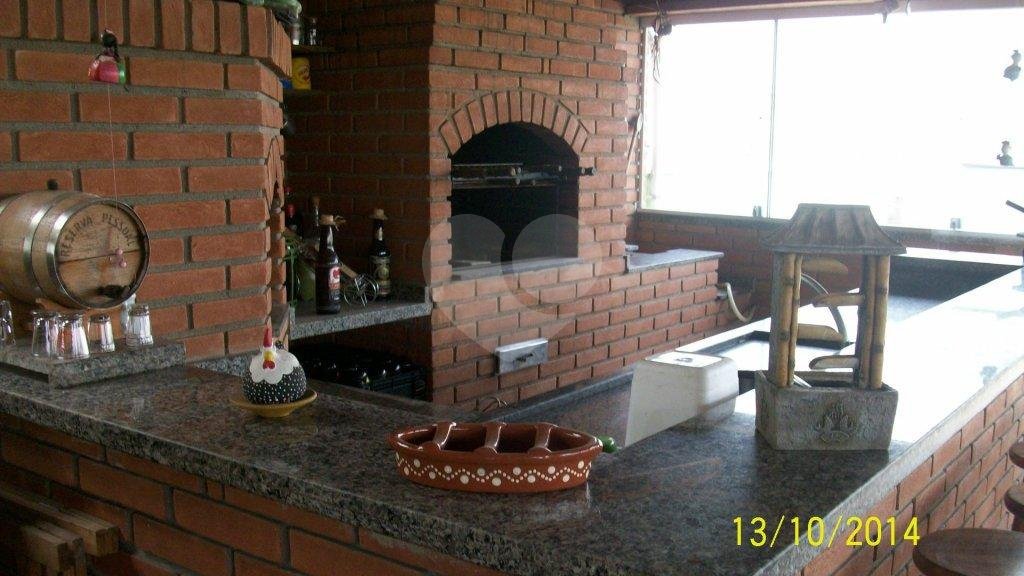 Sobrado à venda com 5 quartos, sendo 1 suíte, em Parada Inglesa, São Paulo, SP