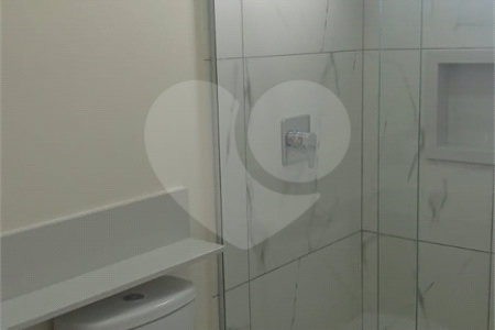 Casa à venda com 3 suítes no condomínio Jardim Residencial Dona Lucilla, Indaiatuba - SP