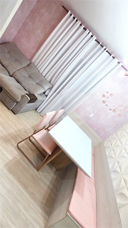 Apartamento à venda com 3 quartos, sendo 1 suíte, em Cézar de Souza, Mogi das Cruzes, SP