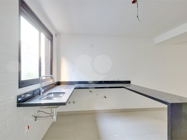 Casa à venda com 2 suítes no condomínio Cube Villa, São Paulo - SP