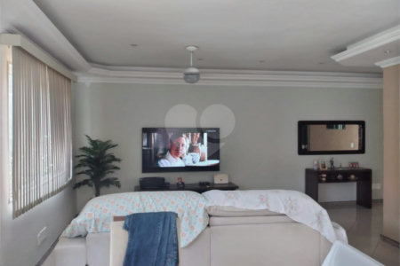 Casa à venda com 2 suítes no condomínio Residencial Colinas do Magarça, Rio de Janeiro - RJ