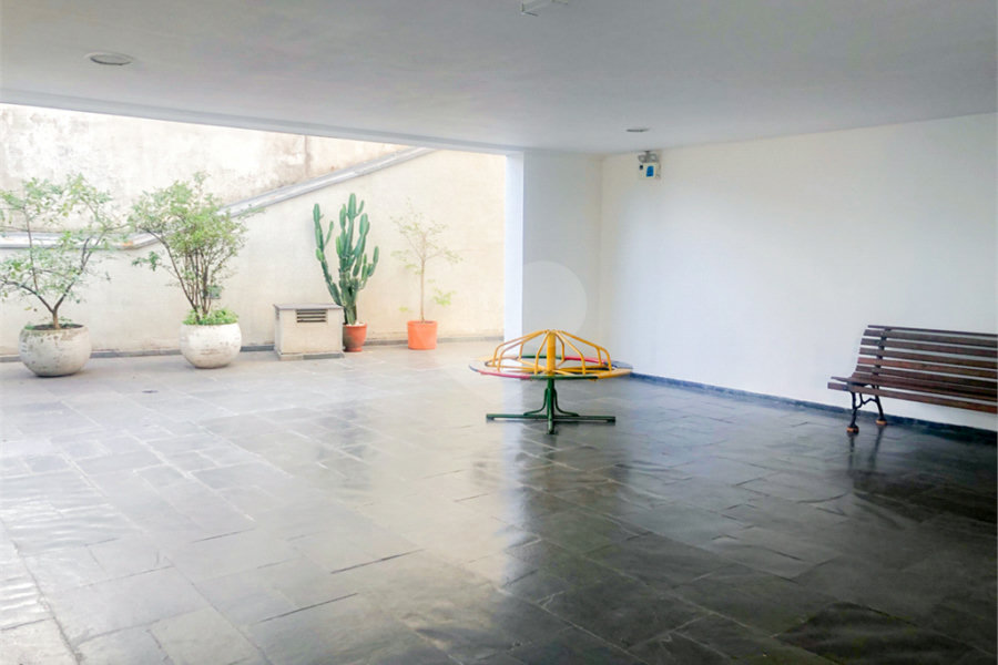 Apartamento à venda com 3 quartos, sendo 2 suítes, em Vila Madalena, São Paulo, SP