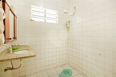 Casa à venda com 3 quartos, sendo 1 suíte,  em Estância Balneária Belmira Novaes, Peruíbe, SP