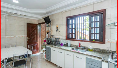 Sobrado à venda com 3 quartos, sendo 1 suíte,  em Jaraguá, São Paulo, SP