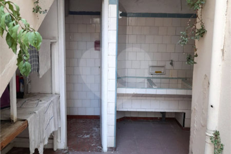 Sobrado à venda com 3 quartos em Vila Romana, São Paulo, SP