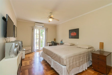 Casa à venda com 4 quartos, sendo 3 suítes, em Brooklin Paulista, São Paulo, SP