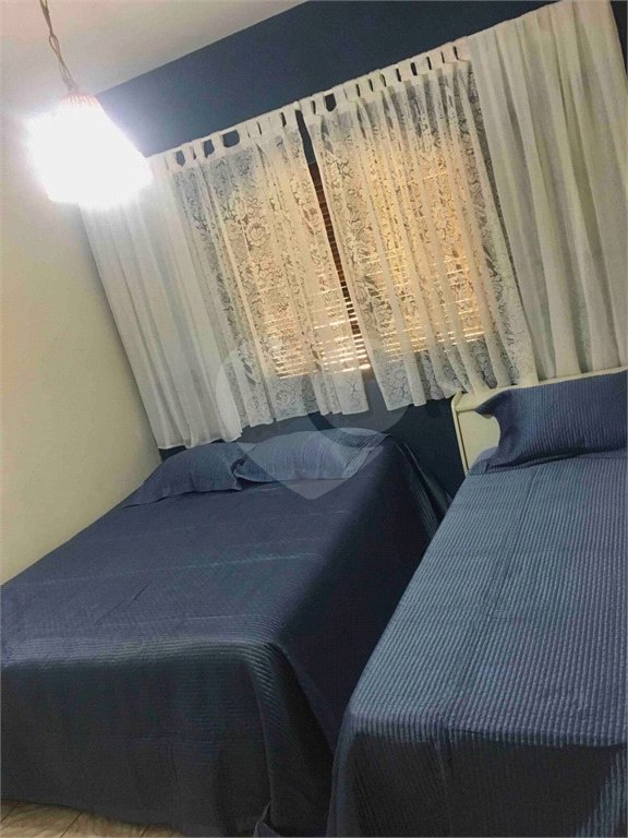 Casa à venda com 3 quartos, sendo 1 suíte,  no condomínio Vista Alegre, Bom Jesus dos Perdões - SP