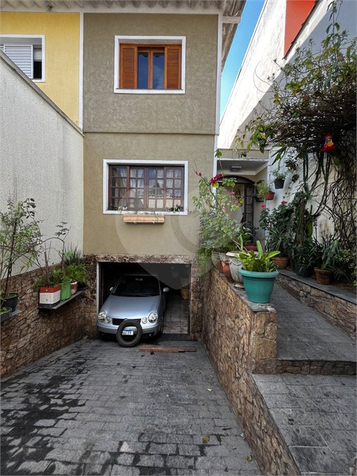 Sobrado à venda com 3 quartos, sendo 1 suíte, em Jaraguá, São Paulo, SP