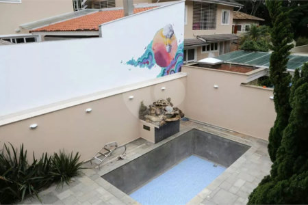 Casa à venda com 3 suítes no condomínio Residencial Morumbi, São Paulo - SP