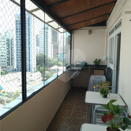 Apartamento à venda com 3 quartos, sendo 1 suíte, em Cerqueira César, São Paulo, SP