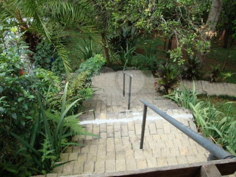 Casa Térrea à venda com 3 quartos, sendo 1 suíte, em Parque Petrópolis, Mairiporã, SP
