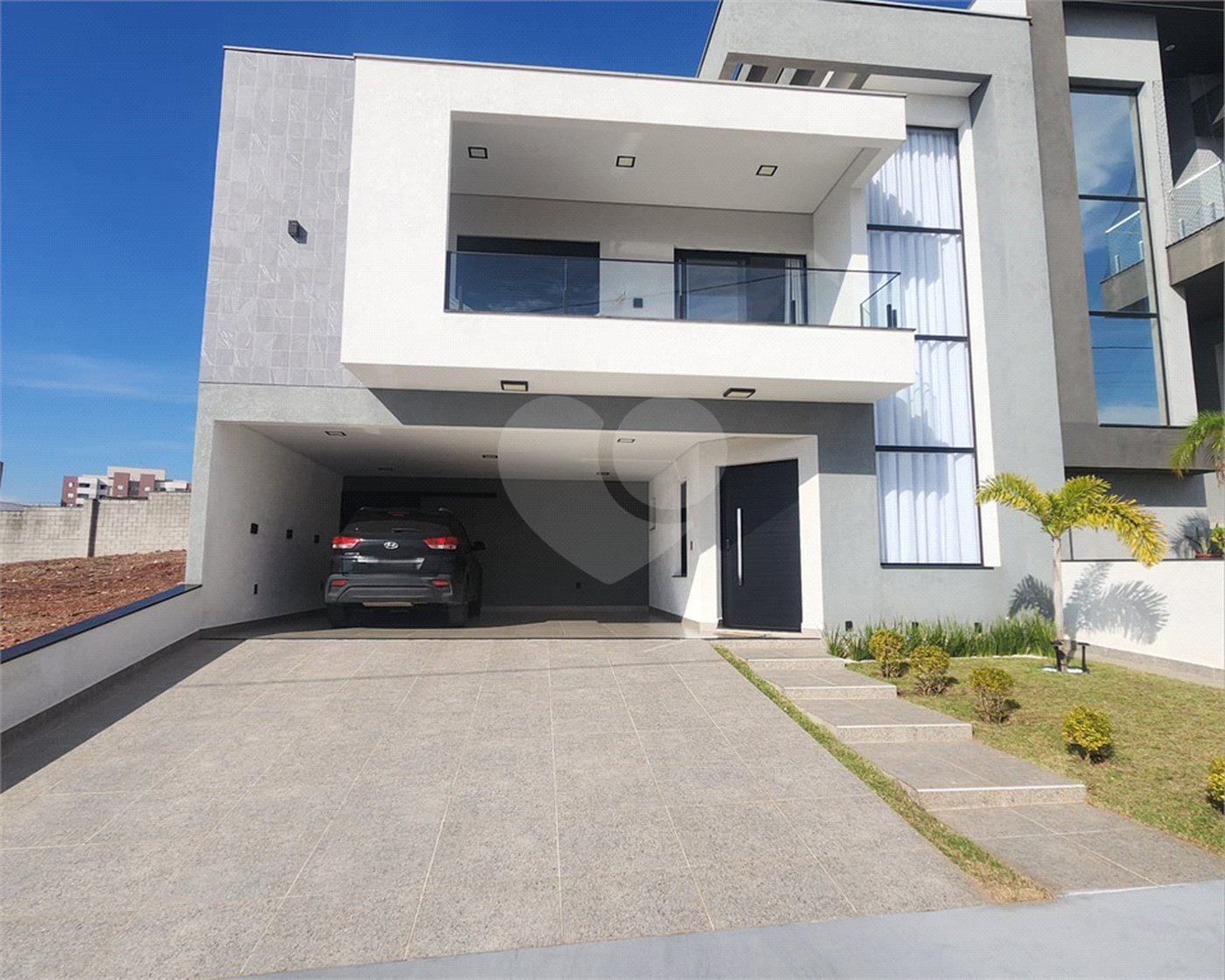 Casa à venda com 3 quartos, sendo 2 suítes, no condomínio Pampulha, Sorocaba - SP