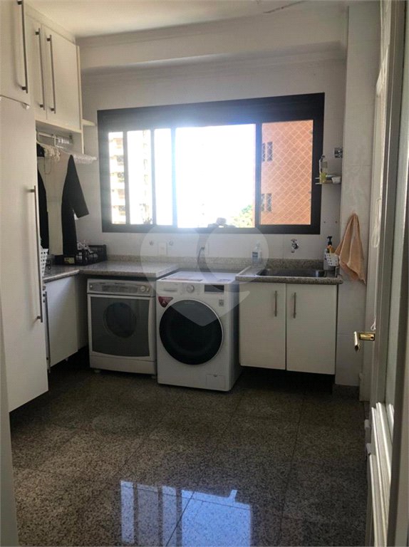 Apartamento à venda com 3 suítes em Tatuapé, São Paulo, SP