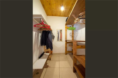 Casa Térrea à venda com 1 suíte em Vila Romana, São Paulo, SP