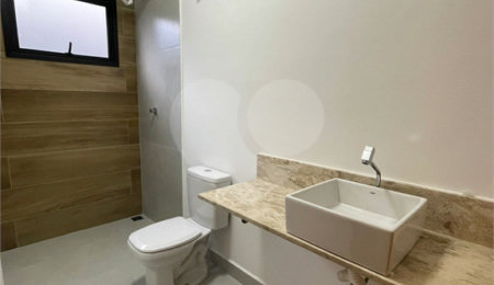 Casa à venda com 3 suítes em Jardim Ipê, Atibaia, SP