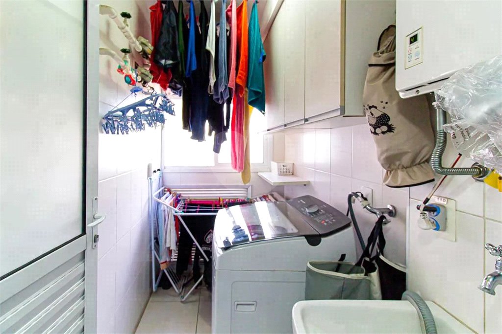 Apartamento à venda com 3 quartos, sendo 1 suíte, em Vila Ipojuca, São Paulo, SP