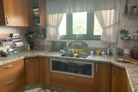 Casa à venda com 3 quartos, sendo 1 suíte, no condomínio Greenland, São Paulo - SP