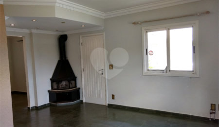 Casa à venda com 3 quartos, sendo 1 suíte,  no condomínio Villaggio Dei Fiori, Louveira - SP