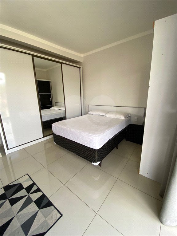 Sobrado à venda com 5 quartos em Jardim São Pedro, Mogi das Cruzes, SP