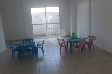 Apartamento à venda ou para alugar com 2 quartos, sendo 1 suíte,  em Vila Santa Isabel, São Roque, SP