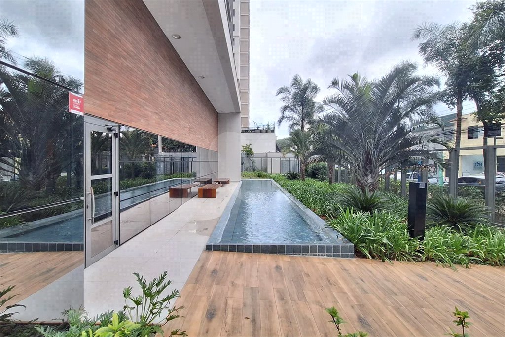 Apartamento à venda com 2 quartos, sendo 1 suíte,  em Barra Funda, São Paulo, SP