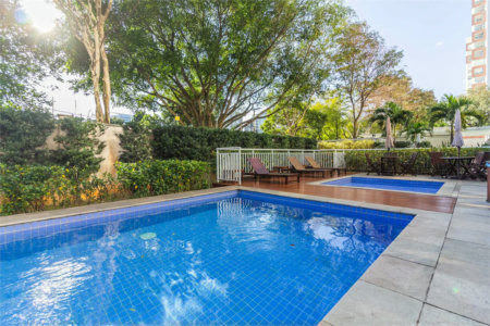 Apartamento à venda com 3 suítes em Vila Cordeiro, São Paulo, SP