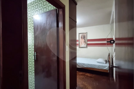 Casa à venda com 3 quartos, sendo 1 suíte,  em Jardim Leonor Mendes de Barros, São Paulo, SP