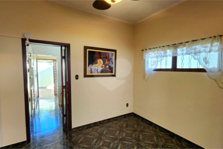 Casa à venda com 2 quartos no Centro, Araraquara, SP