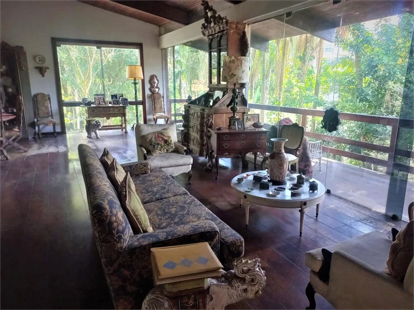 Casa à venda com 3 quartos, sendo 2 suítes,  em Morumbi, São Paulo, SP