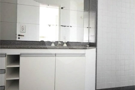 Apartamento à venda com 1 quarto em Paraíso do Morumbi, São Paulo, SP