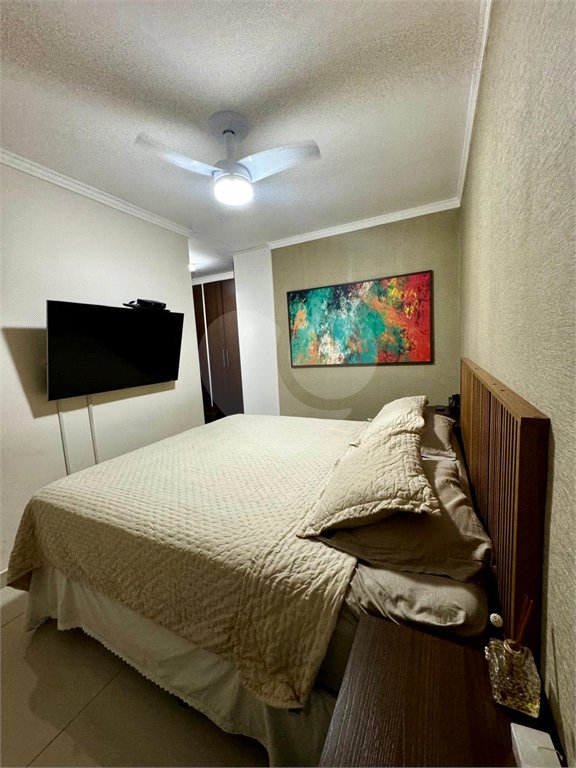 Apartamento à venda com 3 quartos, sendo 1 suíte, em Parque Reboucas, São Paulo, SP