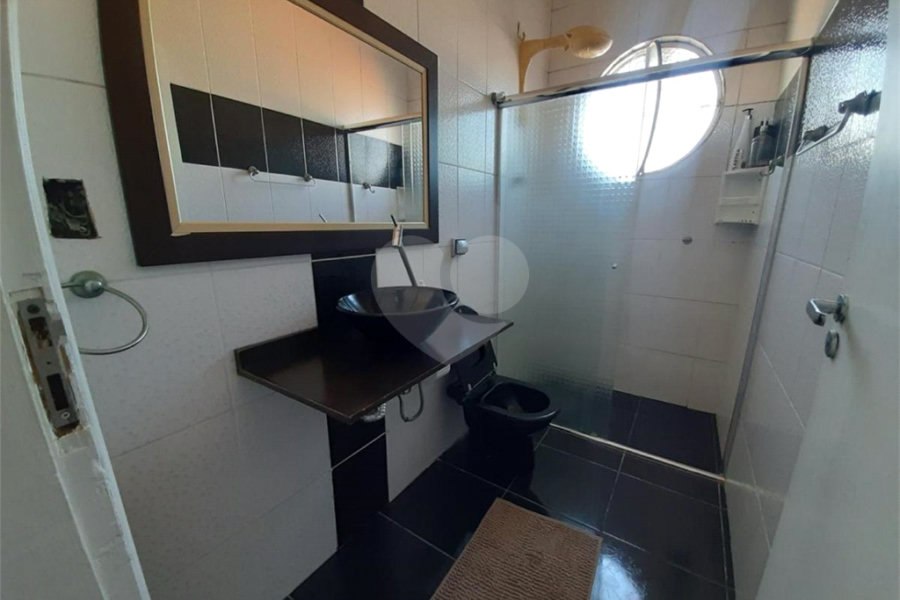 Sobrado à venda com 4 quartos, sendo 2 suítes, em Tremembé, São Paulo, SP