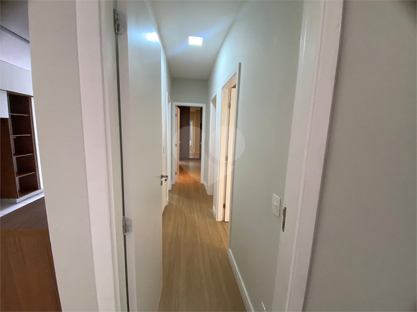 Apartamento à venda com 3 quartos, sendo 1 suíte, em Vista Alegre, Vinhedo, SP