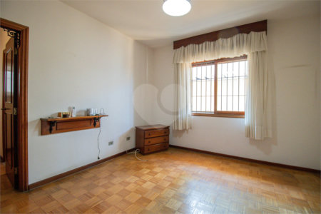 Sobrado à venda com 3 quartos, sendo 1 suíte,  em Brooklin Velho, São Paulo, SP