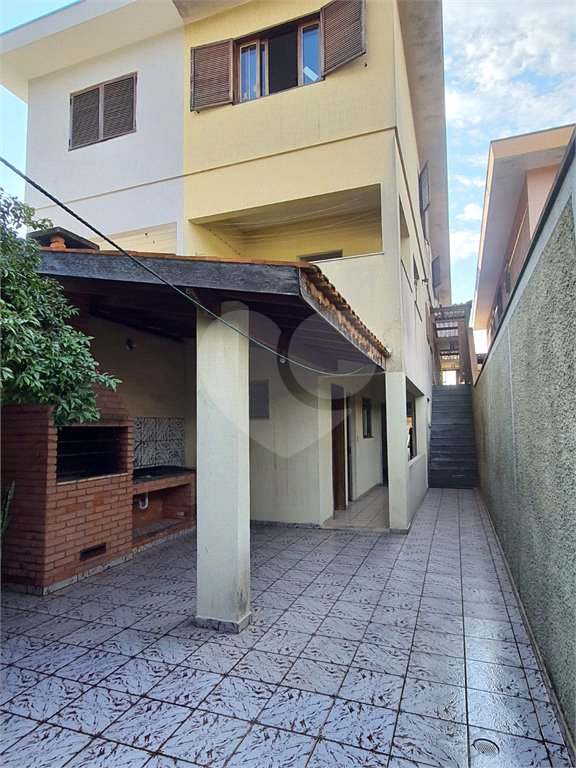 Sobrado à venda com 4 quartos, sendo 1 suíte, em Vila Pereira Barreto, São Paulo, SP