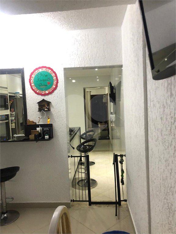 Casa à venda com 3 quartos, sendo 1 suíte, no condomínio Residencial Sabará, São Paulo - SP