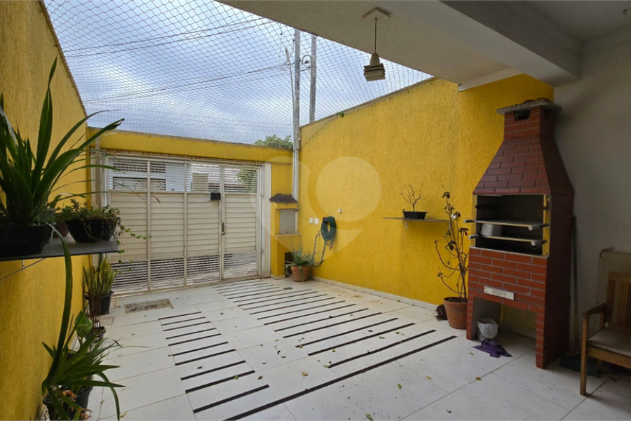 Sobrado à venda com 3 quartos, sendo 1 suíte, em Vila Clarice, São Paulo, SP