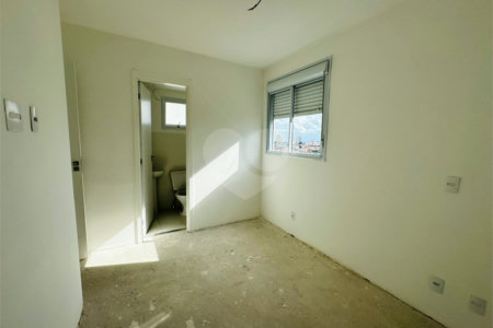 Apartamento à venda com 2 quartos, sendo 1 suíte, em Vila Galvão, Guarulhos, SP