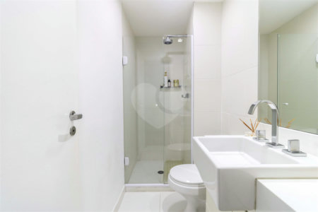 Apartamento à venda com 3 suítes em Brooklin, São Paulo, SP