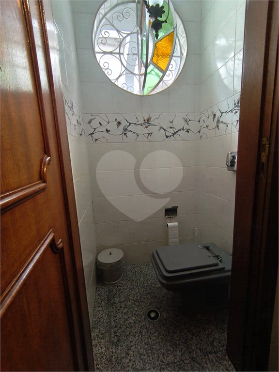 Sobrado para alugar com 4 quartos, sendo 2 suítes, em Jardim França, São Paulo, SP