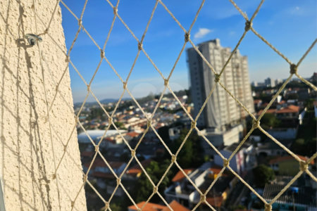 Apartamento à venda com 3 quartos, sendo 1 suíte, no Centro, Poá, SP